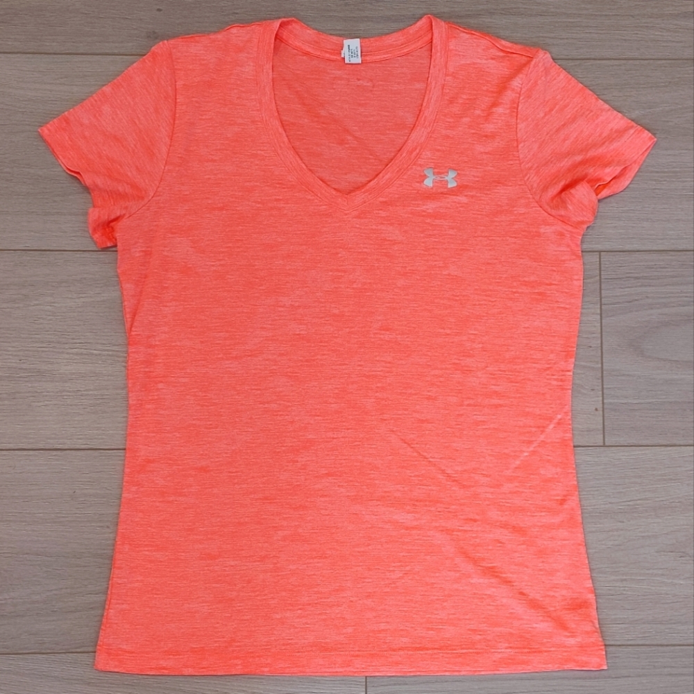 Under Armour Heat Gear Womens Loose Neon Orange Athletic T Shirt Top V-Neck